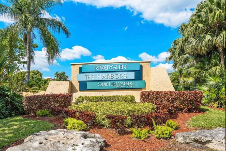 Coquina Lakes 105-22 B - Residential