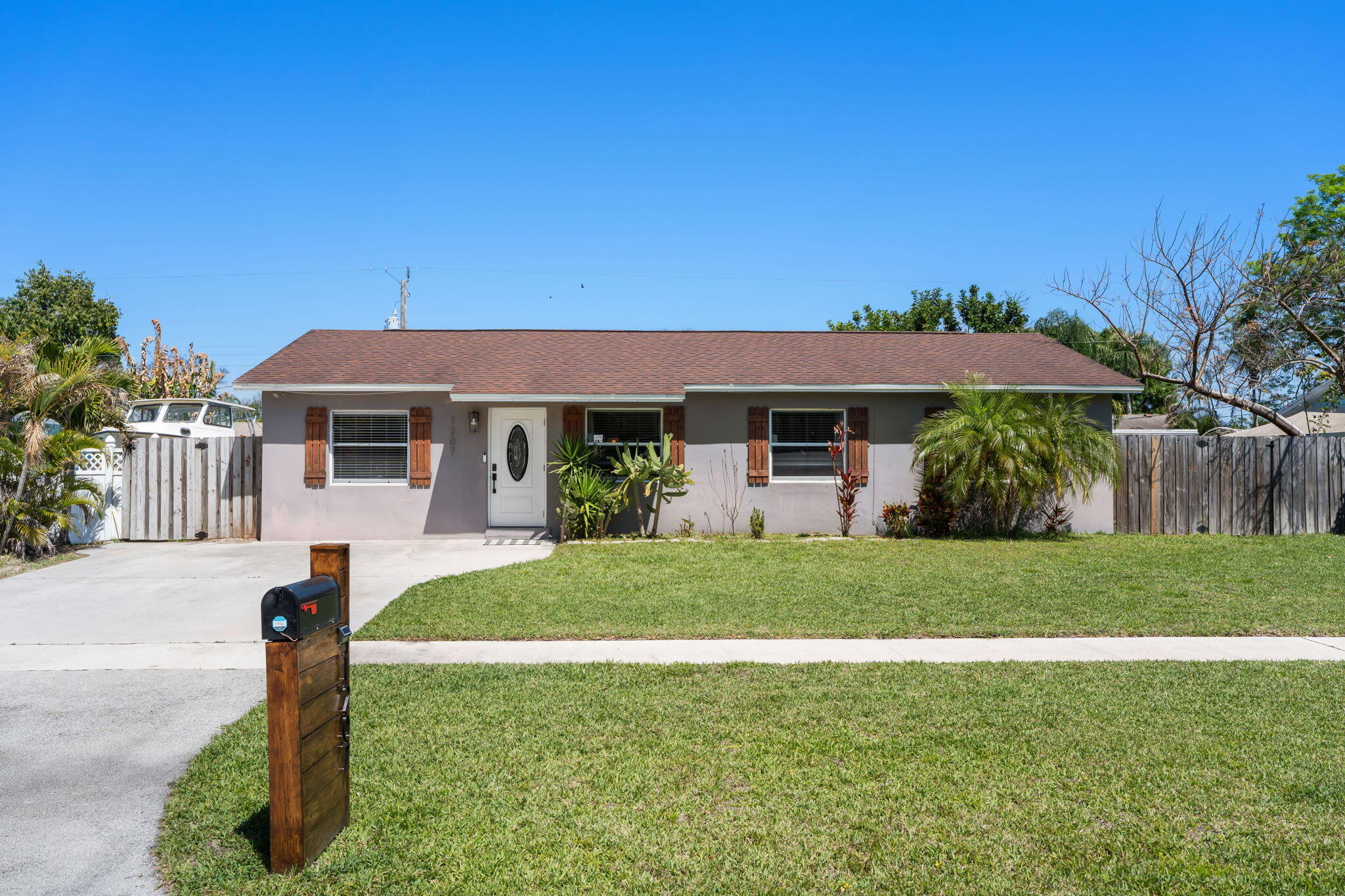 JUPITER RIVER ESTATES REPLAT - Residential