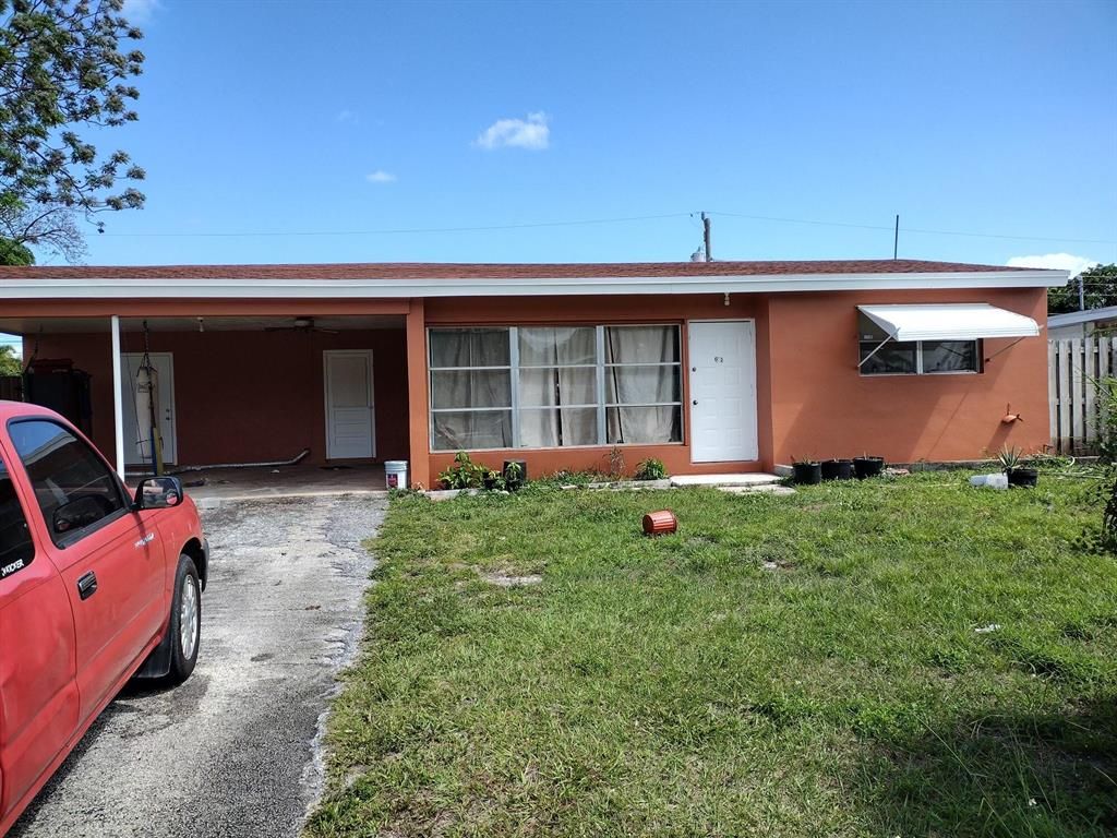 Photo of 428 Pensacola Drive Dr, Lantana, FL 33462 (MLS # R10799554)