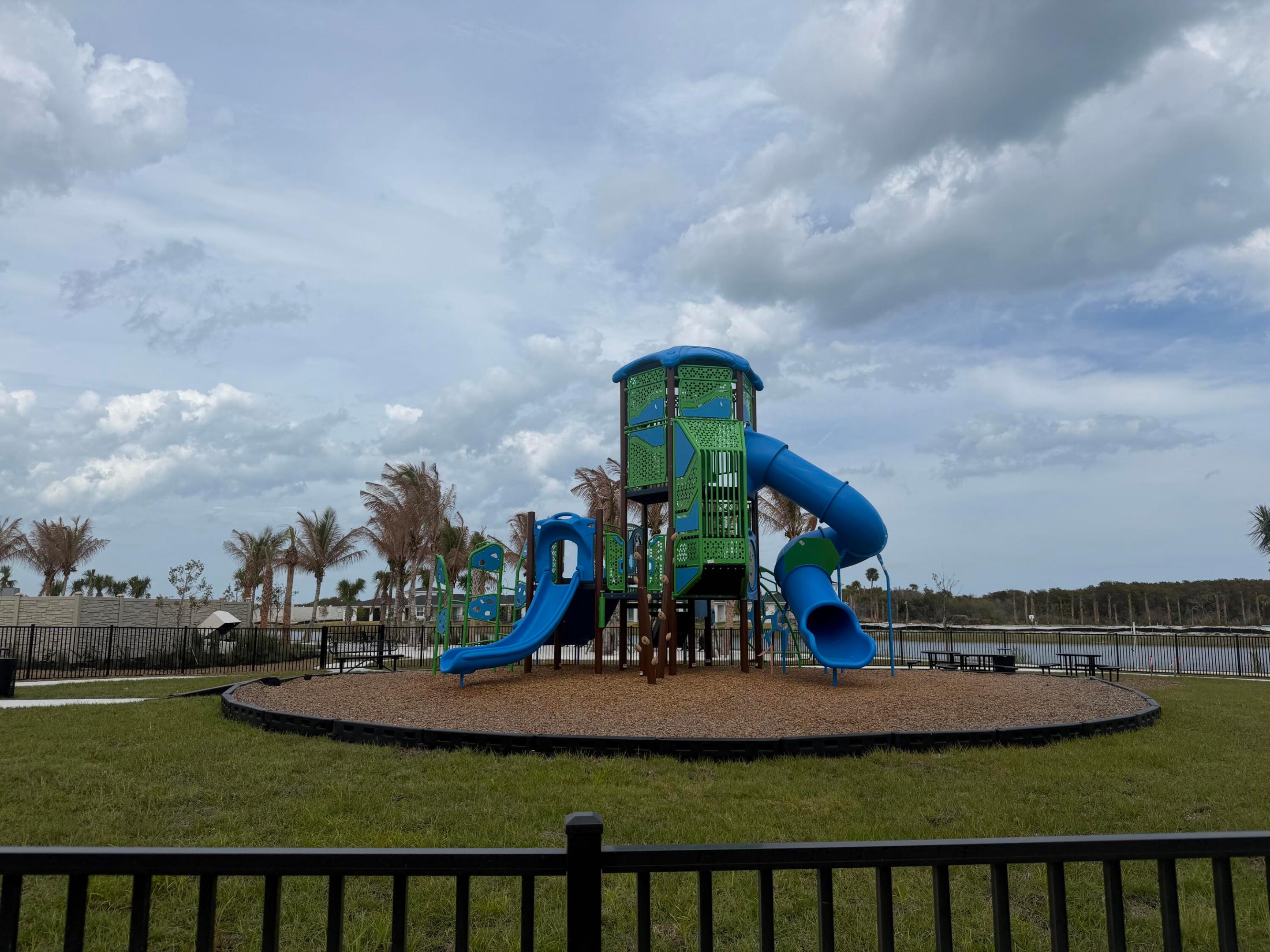 SEAGROVE PUD - Residential Lease