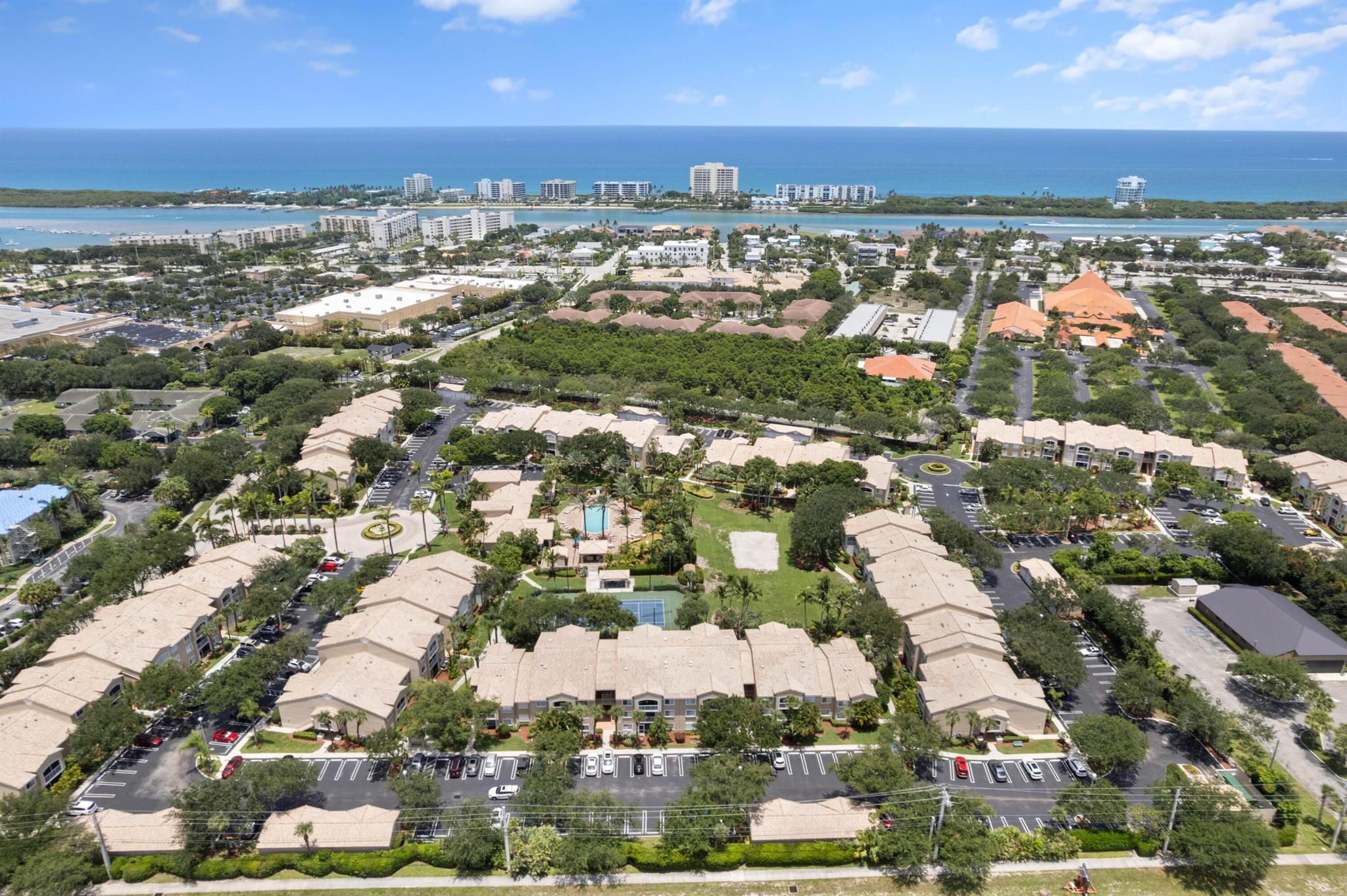 Ground floor two-bedroom, two-bathroom condo with a rarely available one-car garage and a private screened-in patio. This fully turnkey residence is beautifully furnished and ready for immediate enjoyment. Nestled in Lighthouse Cove, one of Tequesta's most desirable communities, this home offers the perfect blend of comfort and lifestyle.Residents enjoy resort-style amenities including a heated saltwater pool, three barbecue areas, a state-of-the-art fitness center, business center, billiards room, and a handball court. Additional offerings include tennis, pickleball, and beach volleyball, creating the ultimate setting for both relaxation and recreation.