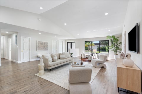 Tiny photo for 6111 WHITE OAK Lane, Tamarac, FL 33319 (MLS # B26090667)