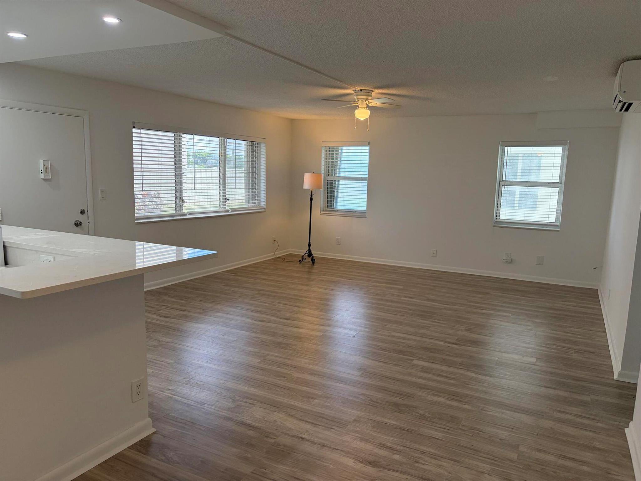 Villa On the Ocean - Residential Lease