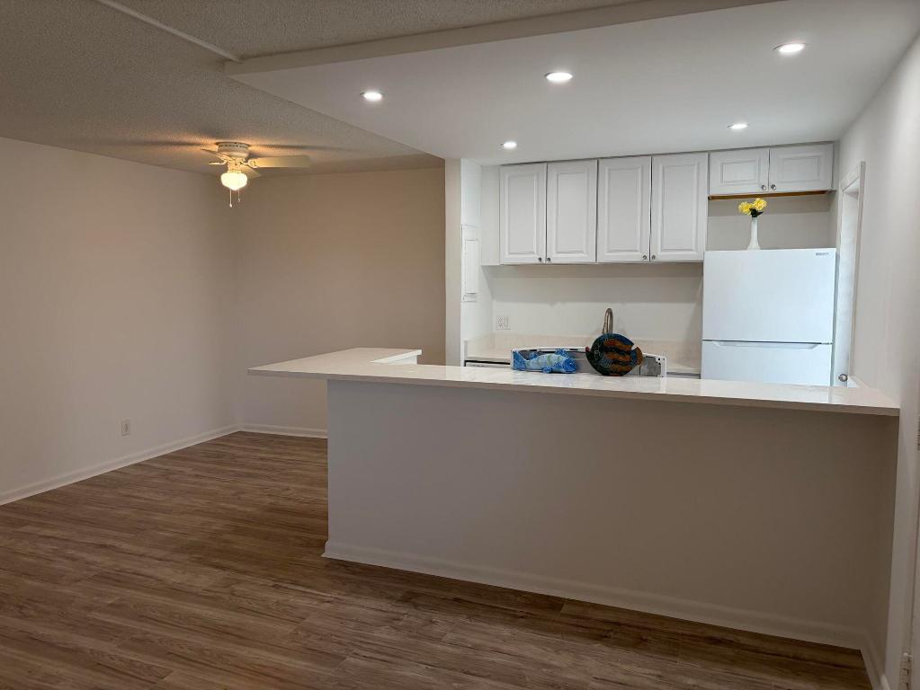 Villa On the Ocean - Residential Lease