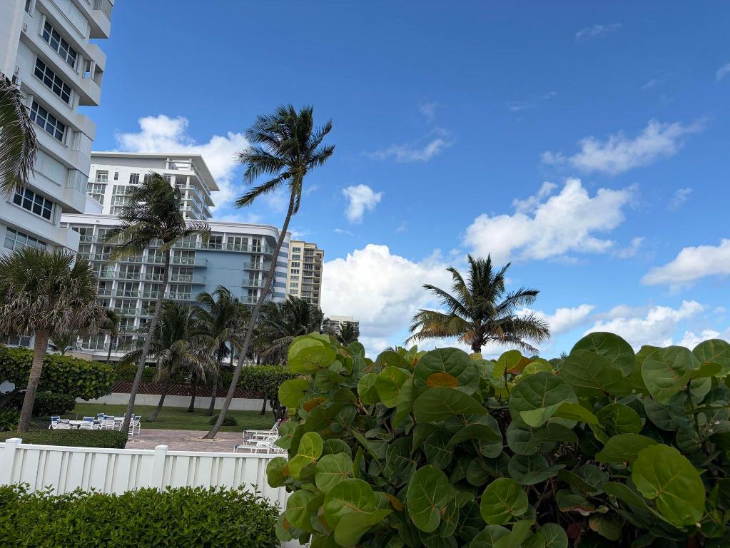 Villa On the Ocean - Residential Lease