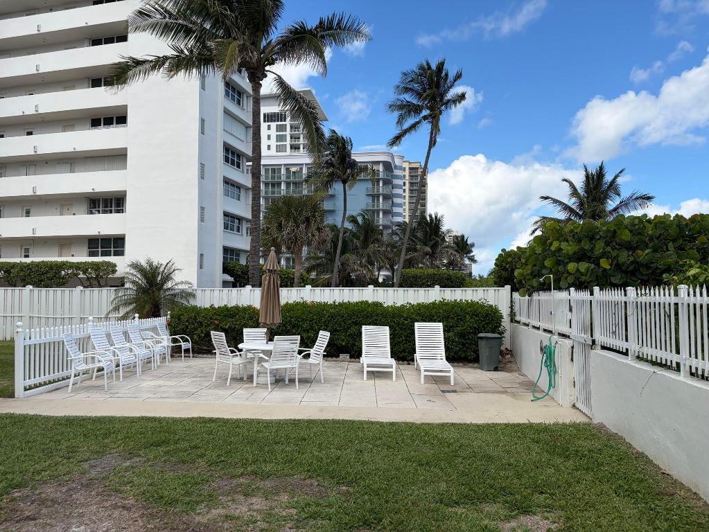 Villa On the Ocean - Residential Lease