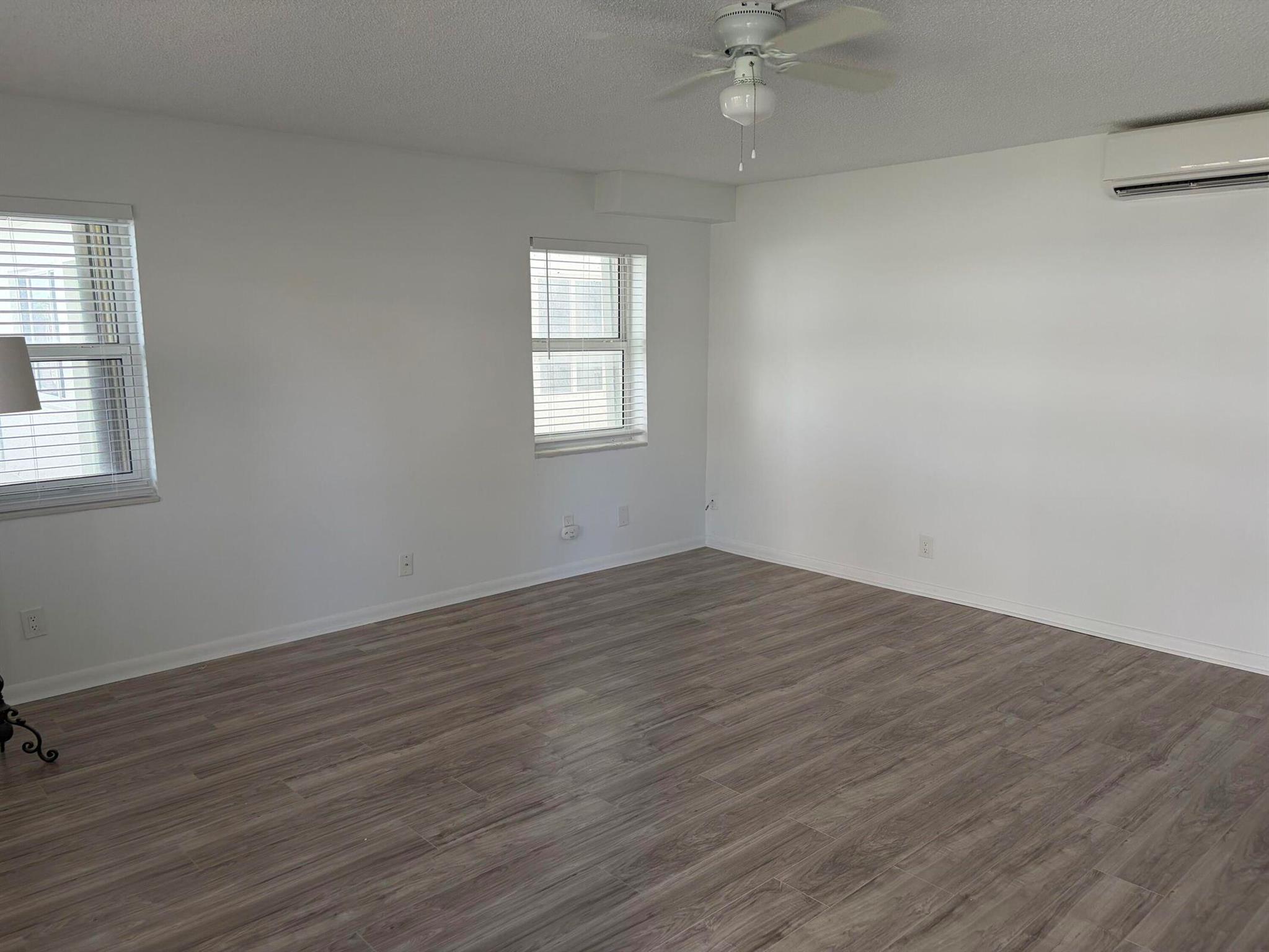 Villa On the Ocean - Residential Lease