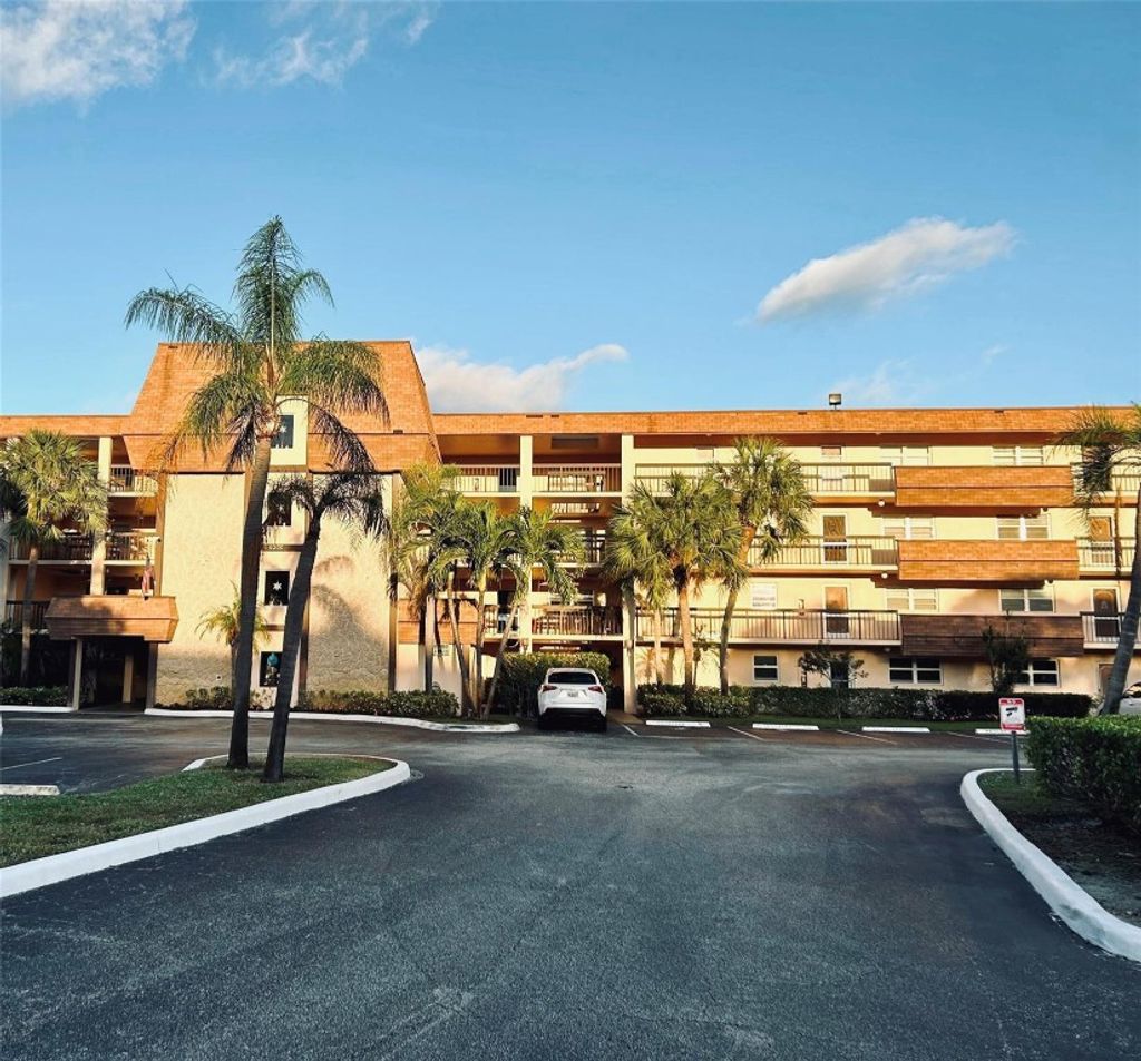 Photo of 6300 NW 2nd Avenue #103, Boca Raton, FL 33487 (MLS # F10532682)