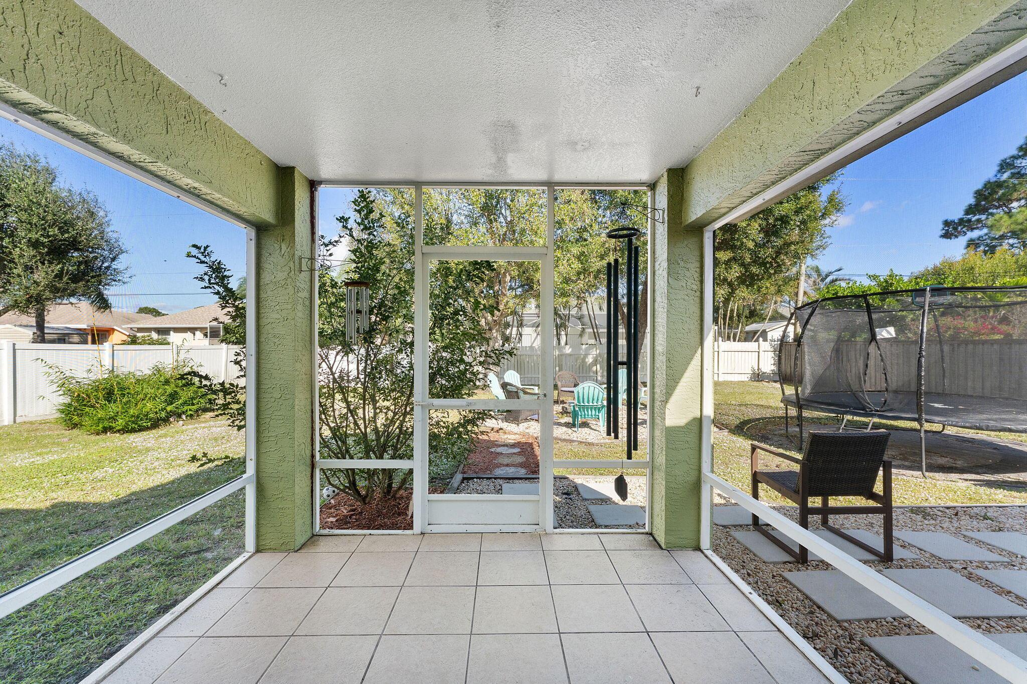 PORT ST LUCIE SECTION 3 - Residential