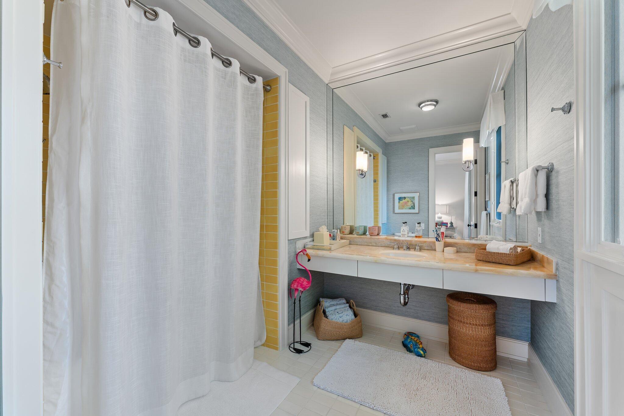 BEARS CLUB - Residential