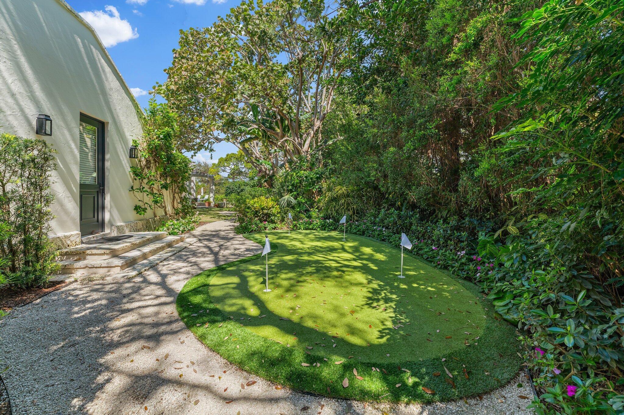 BEARS CLUB - Residential