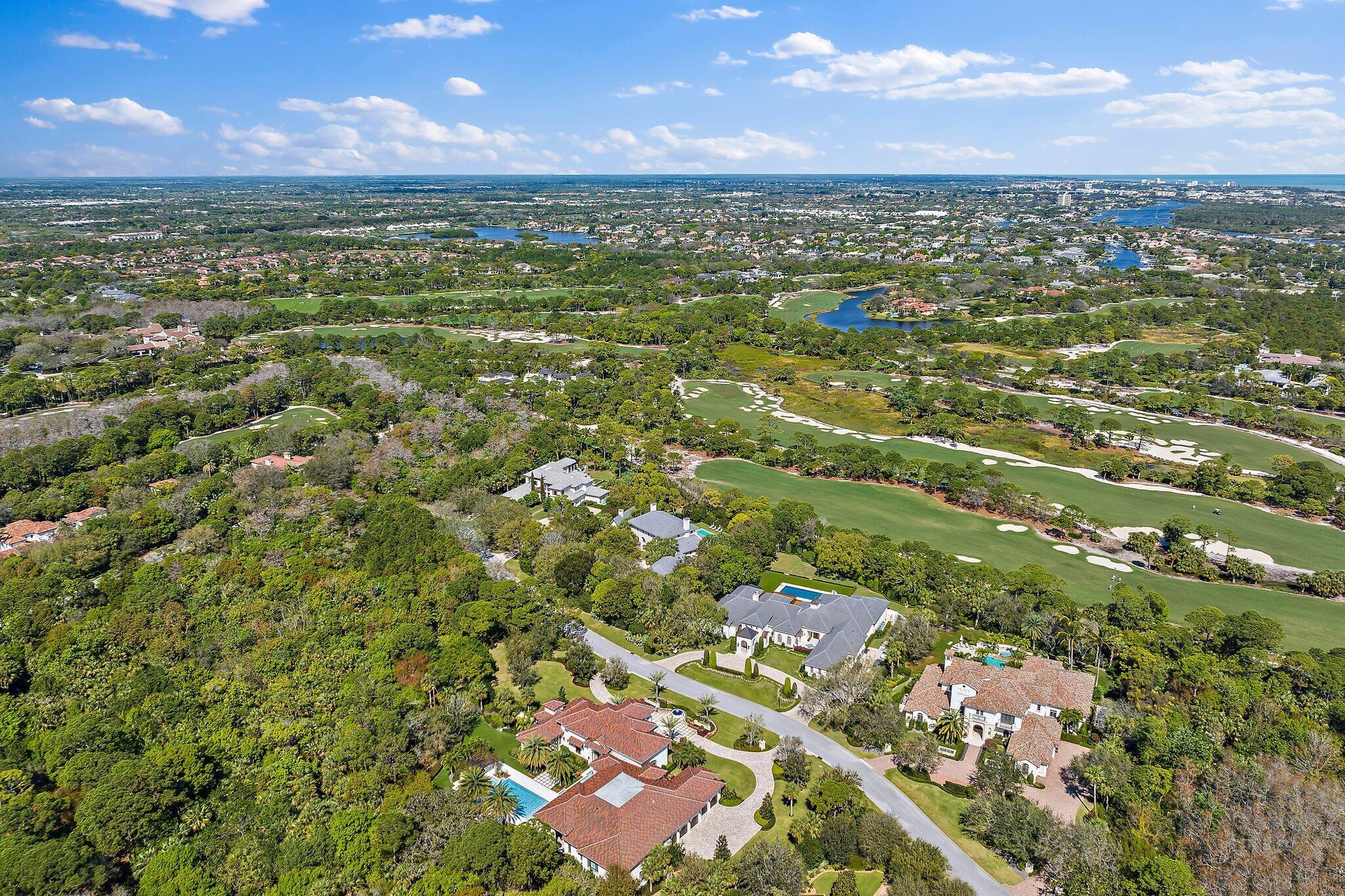 BEARS CLUB - Residential