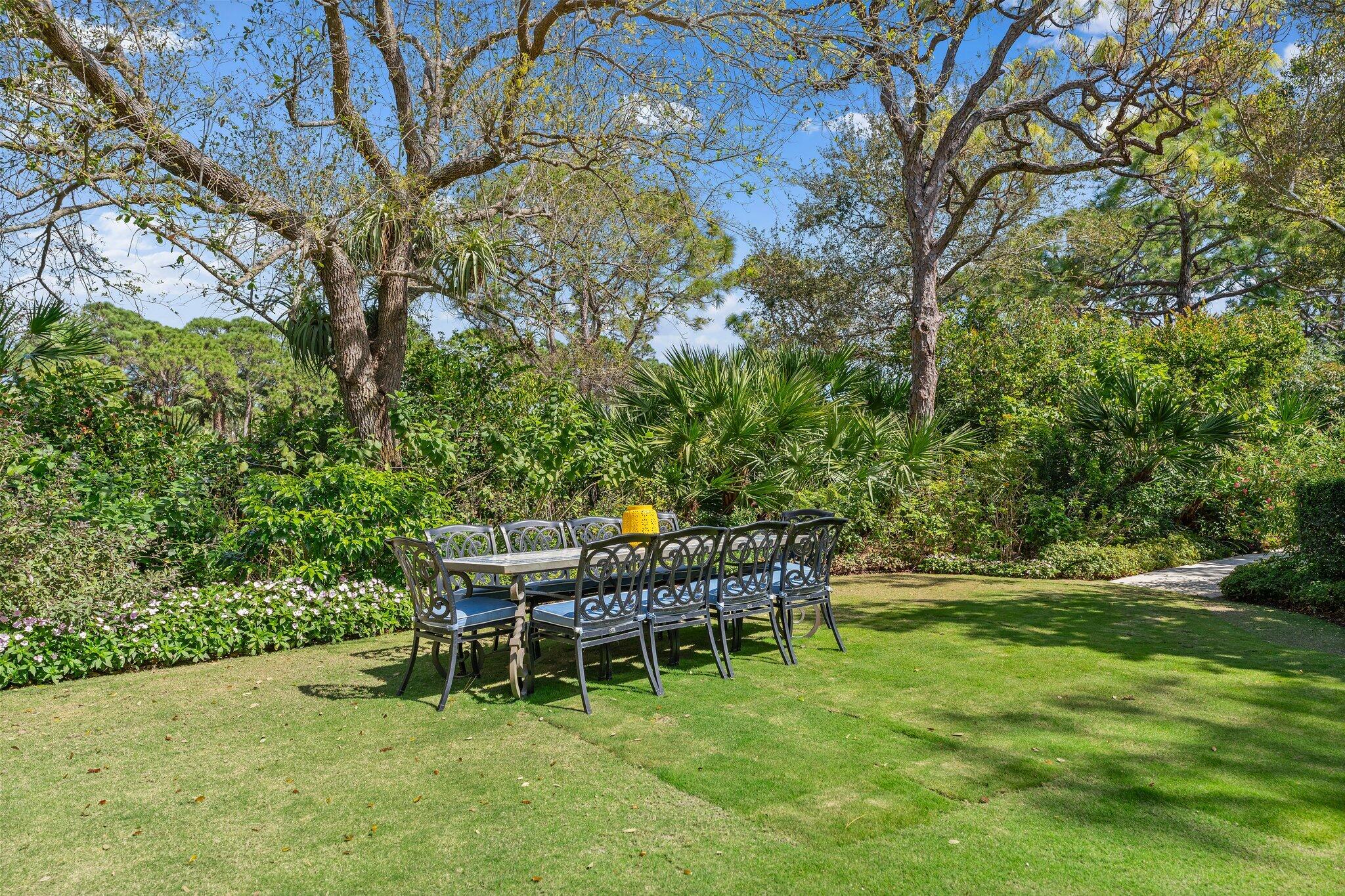 BEARS CLUB - Residential