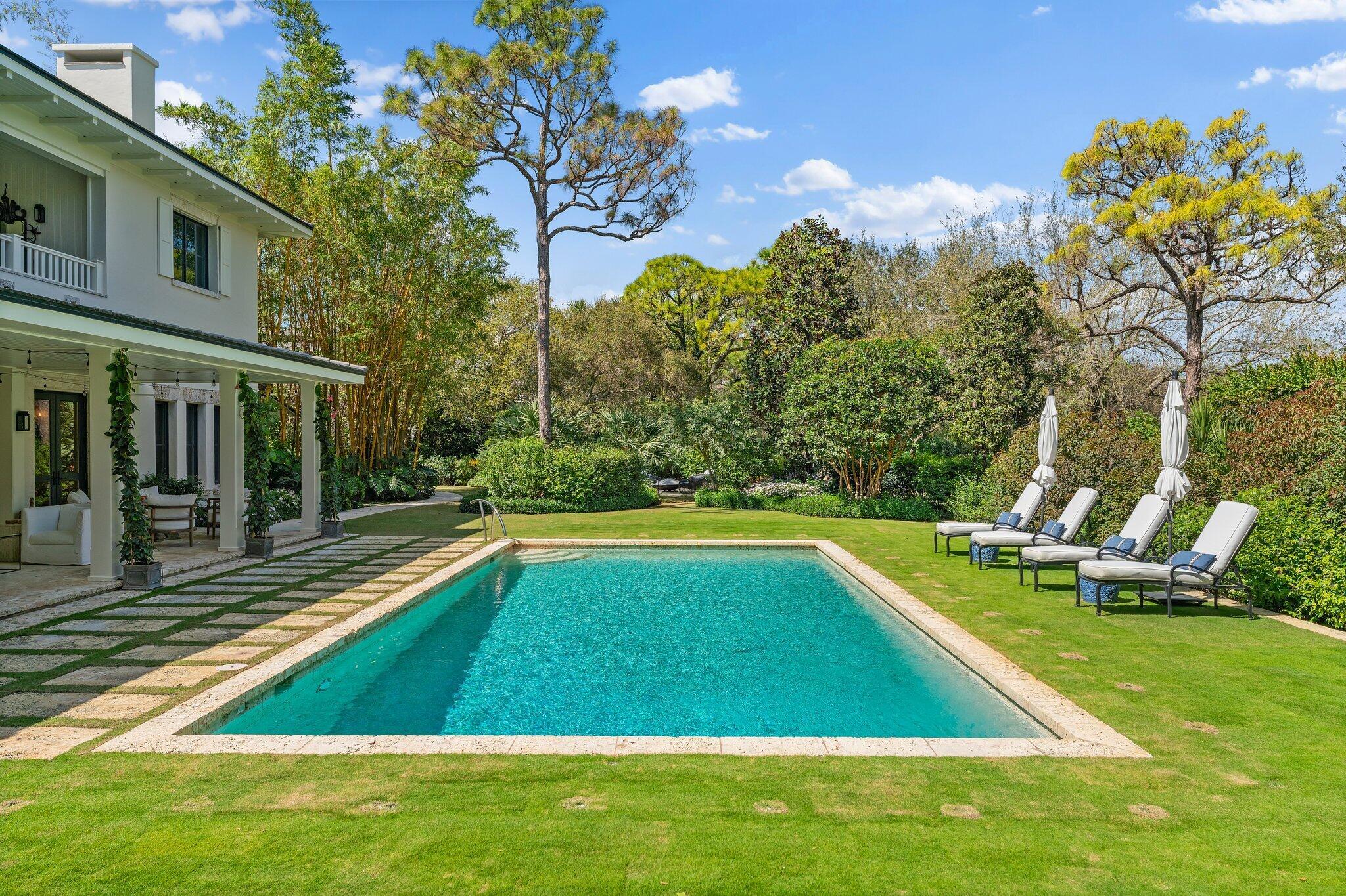 BEARS CLUB - Residential