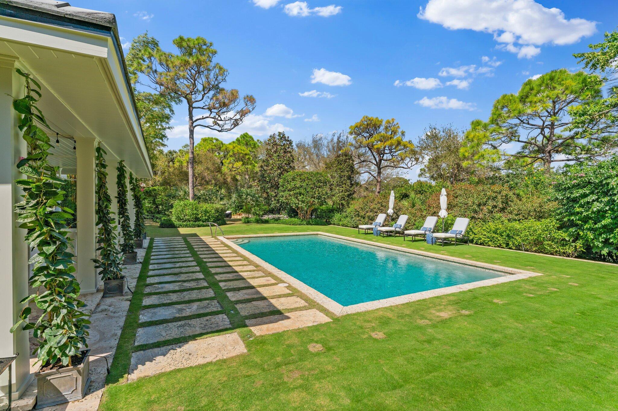 BEARS CLUB - Residential