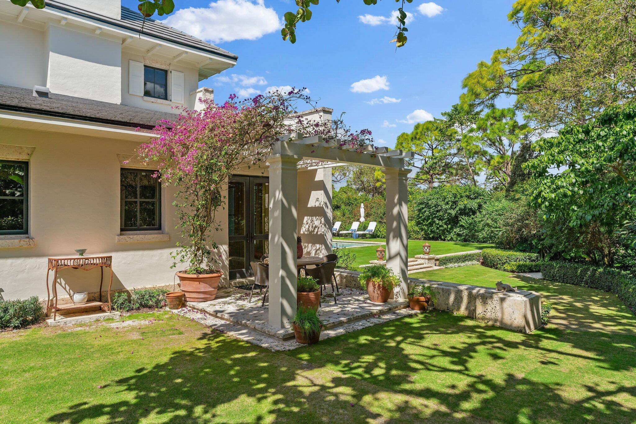 BEARS CLUB - Residential