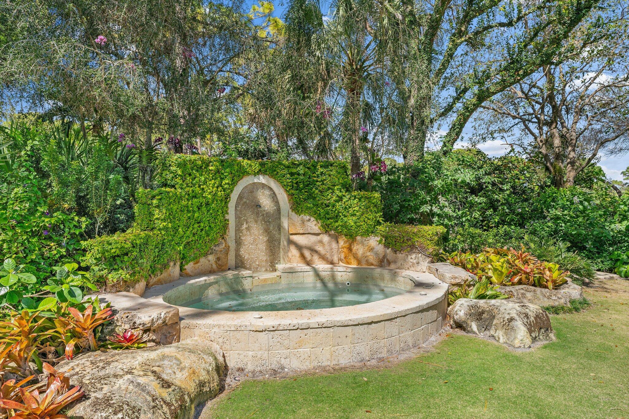 BEARS CLUB - Residential