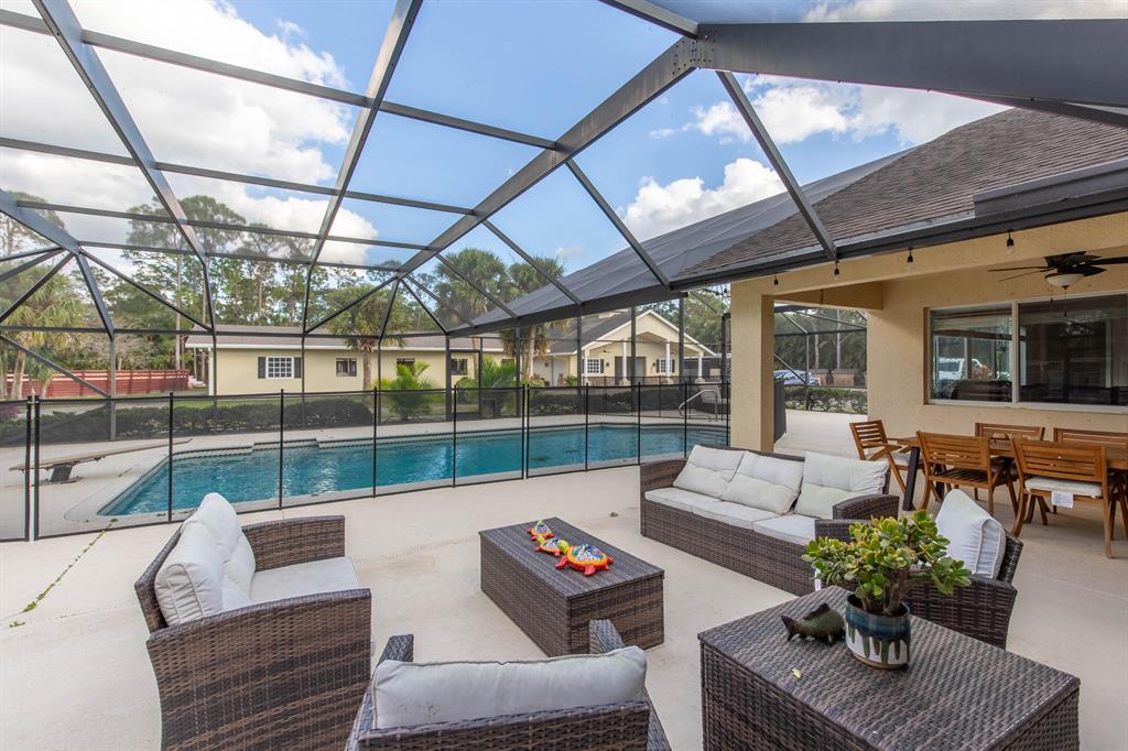 FOX TRAIL - Residential