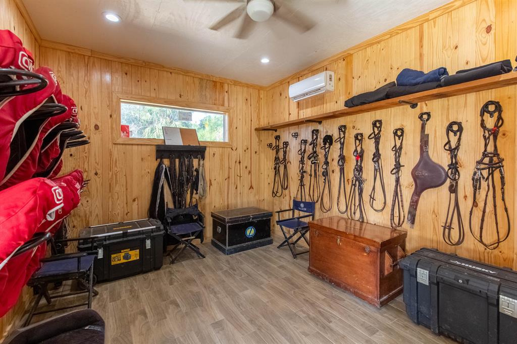 FOX TRAIL - Residential