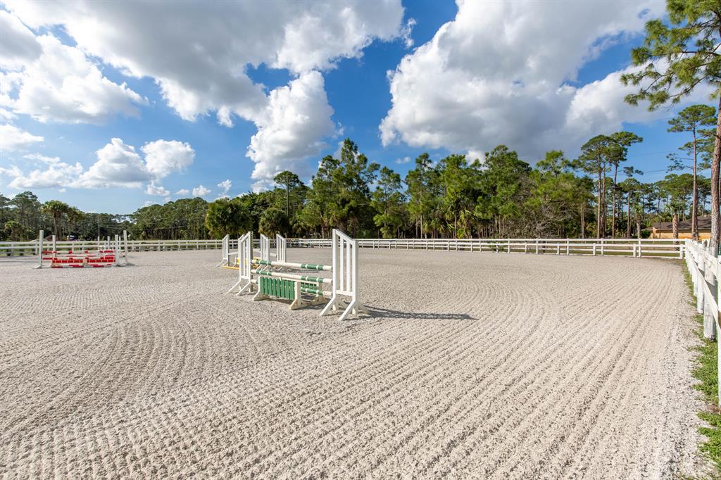 FOX TRAIL - Residential