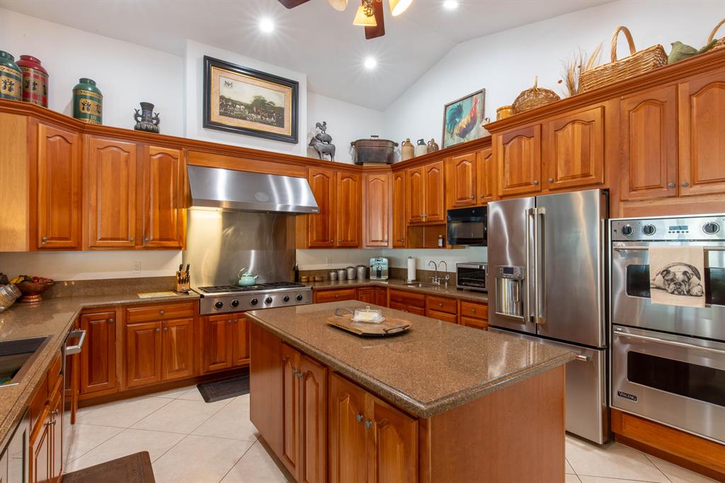 FOX TRAIL - Residential