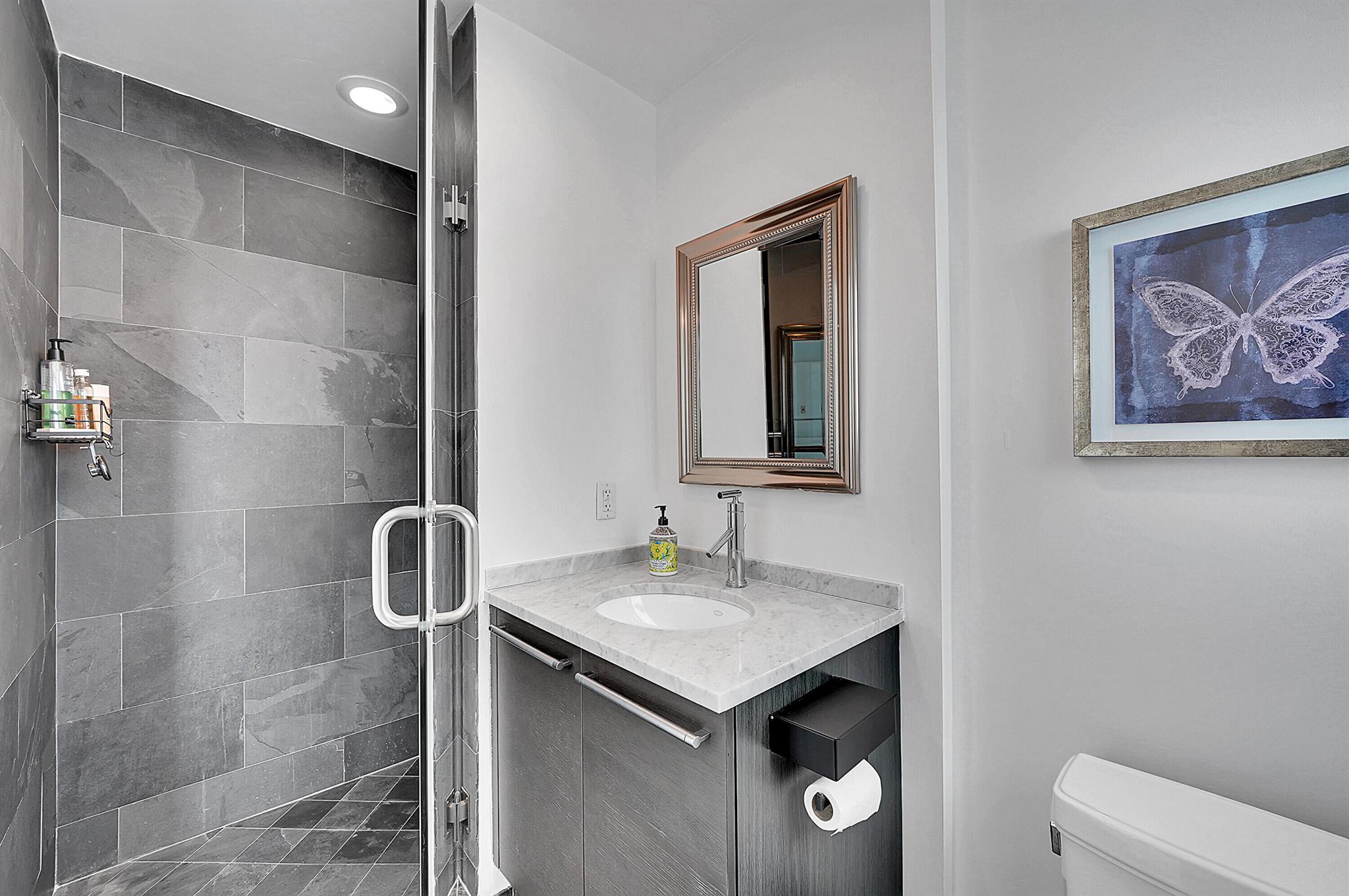 900 BISCAYNE BAY CONDO - Residential Lease