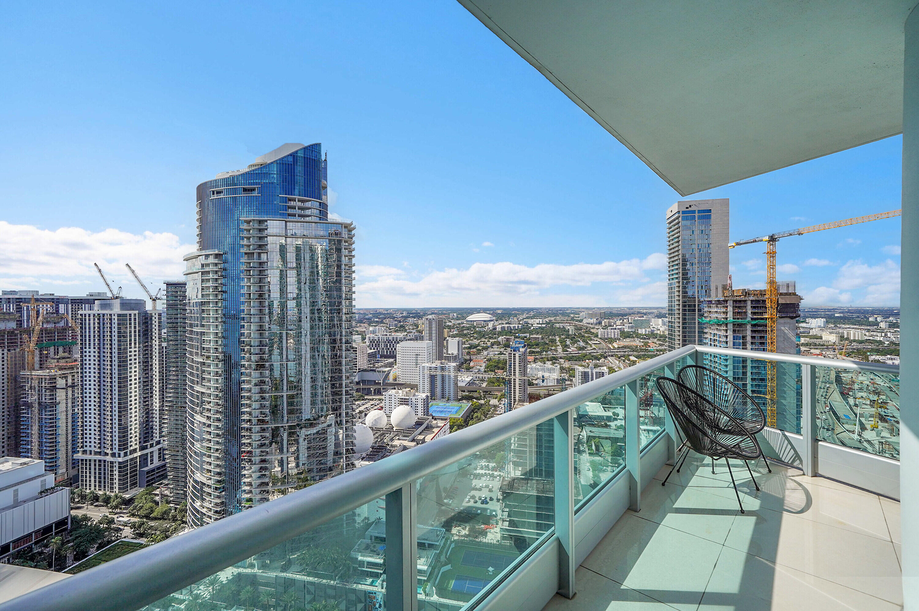 900 BISCAYNE BAY CONDO - Residential Lease