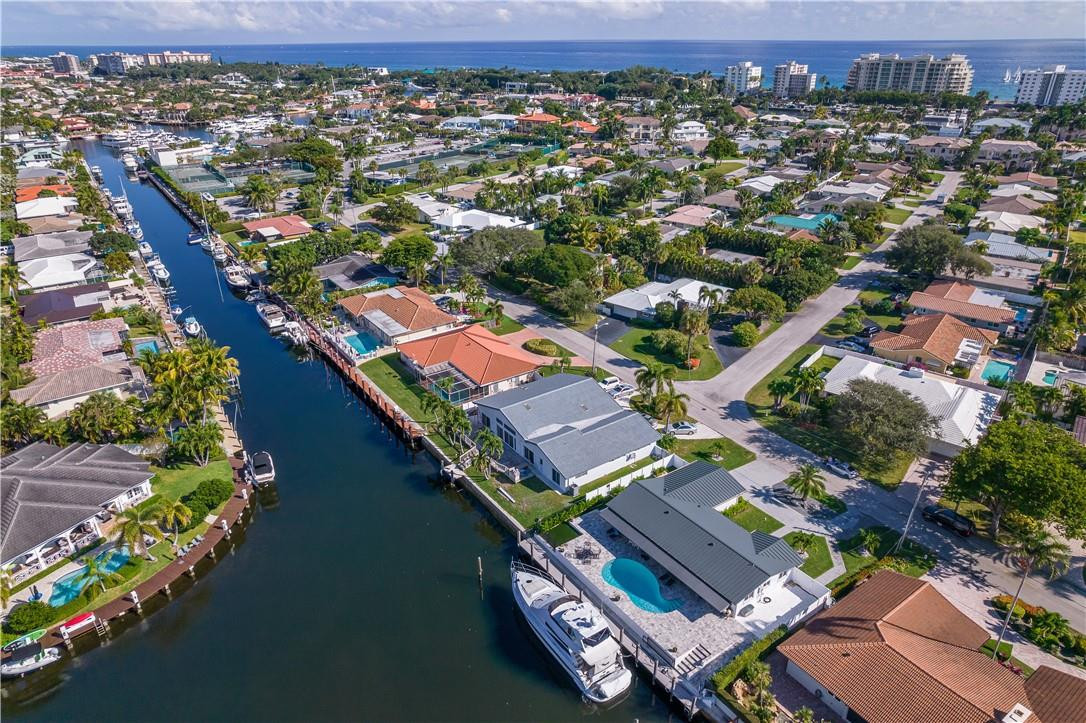 4031 NE 27th Terrace