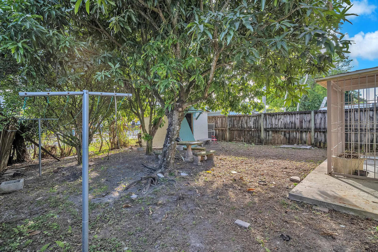 VILLAS OF PALM BAY - Residential