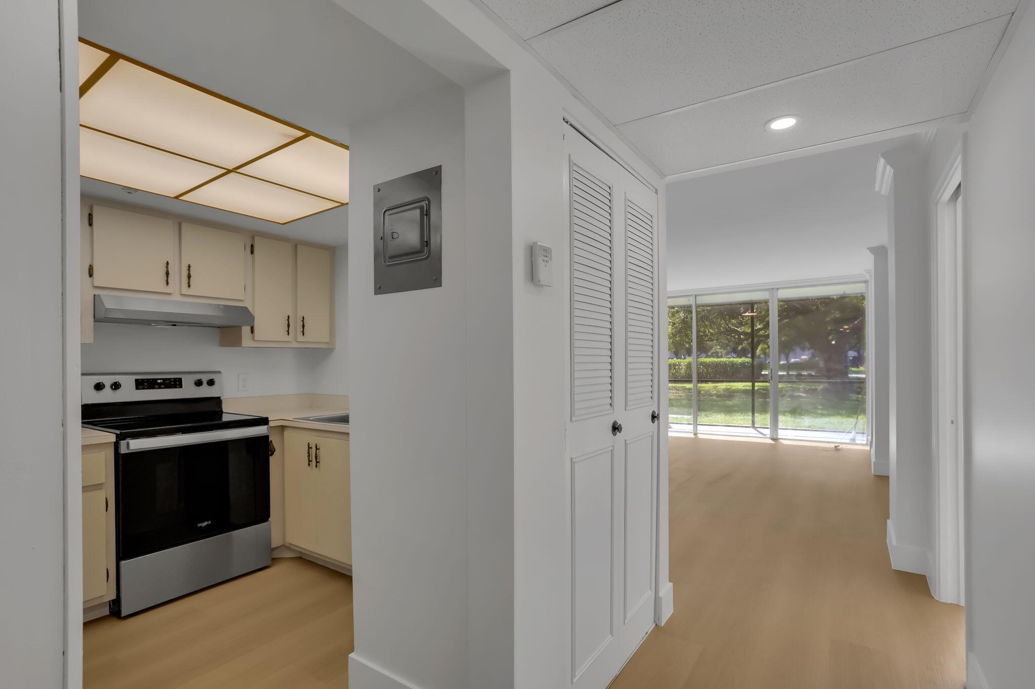 ROYAL PARK CONDO - Residential