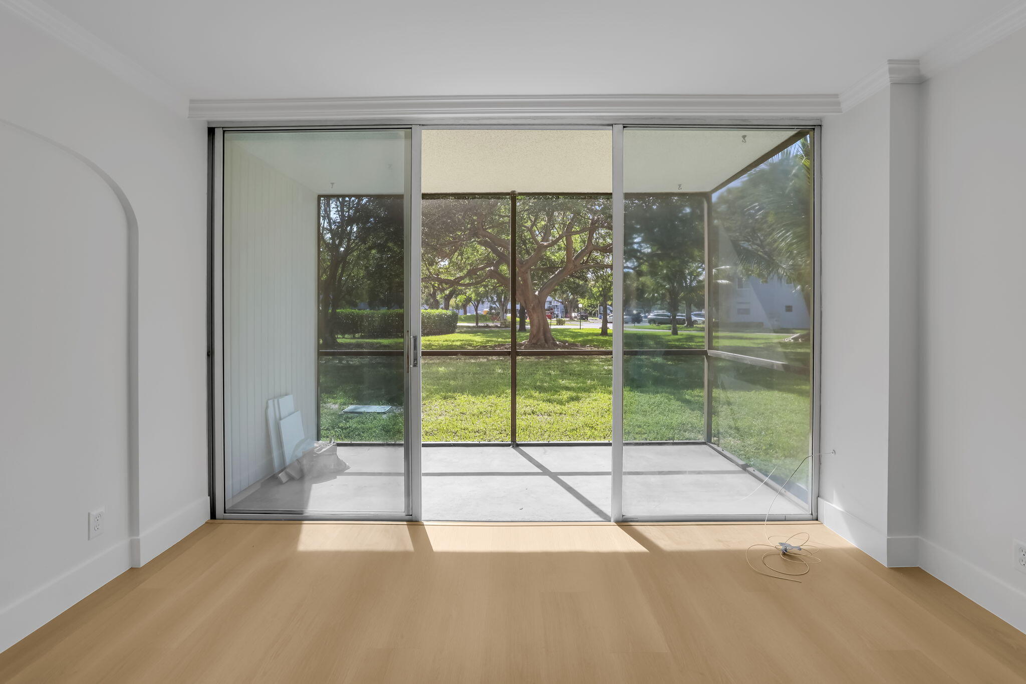 ROYAL PARK CONDO - Residential