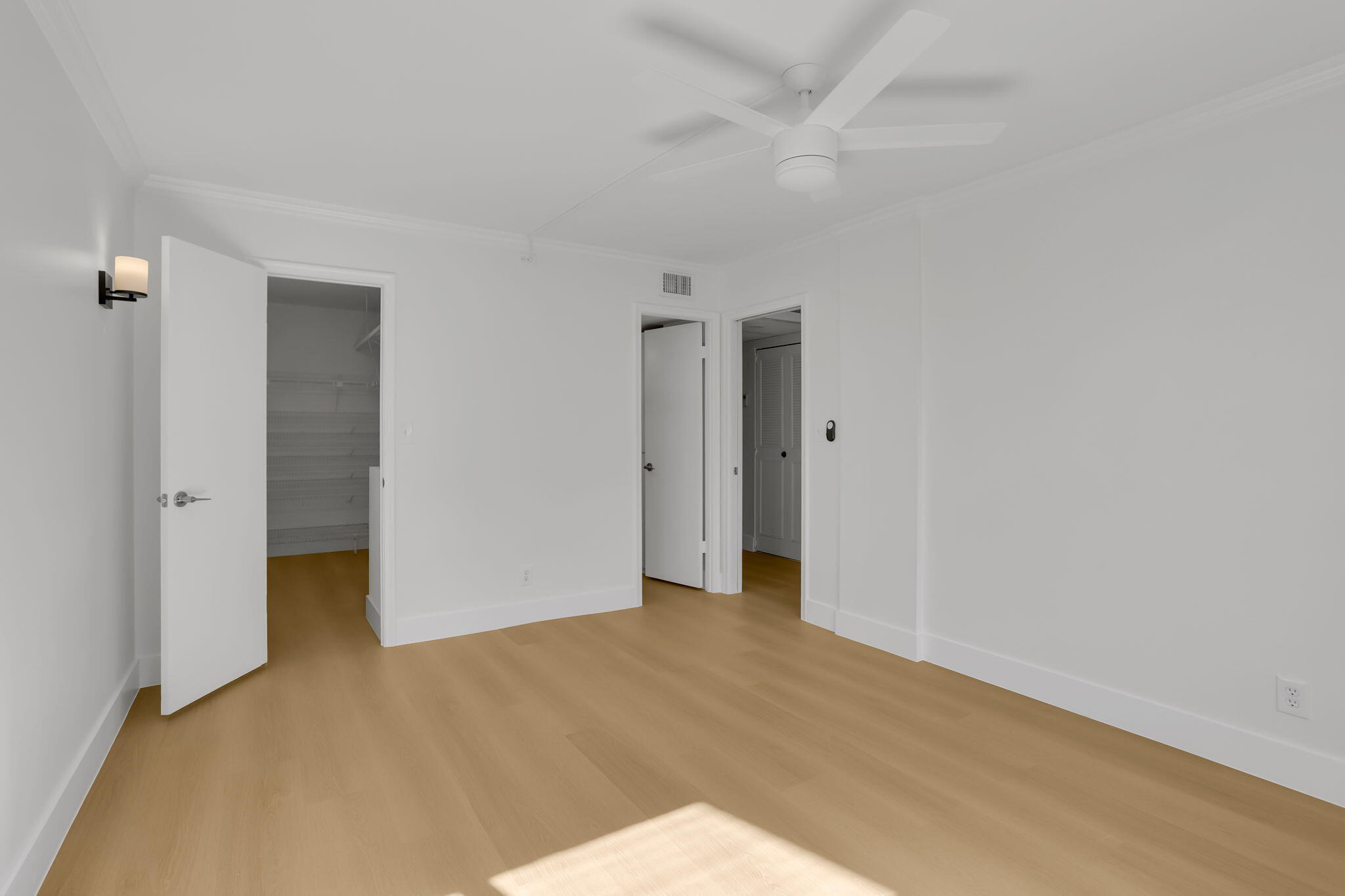 ROYAL PARK CONDO - Residential