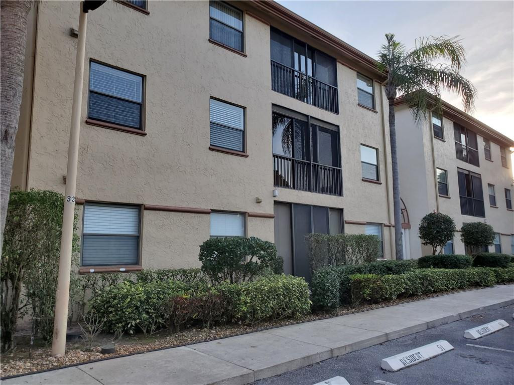 EXCELLENTE VILLAGE A,B,C,D,F, & G CONDO - Residential Lease