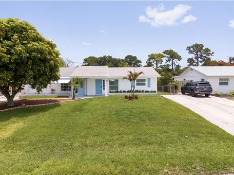 Tiny photo for 1017 Riverwood Lane, Jupiter, FL 33458 (MLS # B26036130)