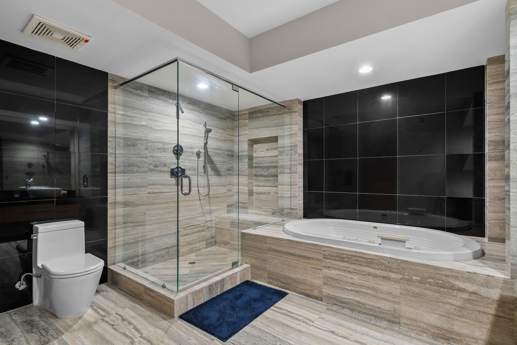 LAS OLAS BEACH CLUB - Residential