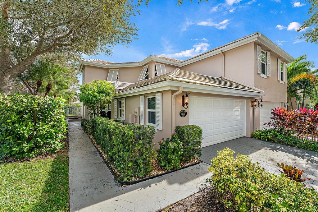 Photo of 14410 Cypress Island Court, Palm Beach Gardens, FL 33410 (MLS # R10944137)