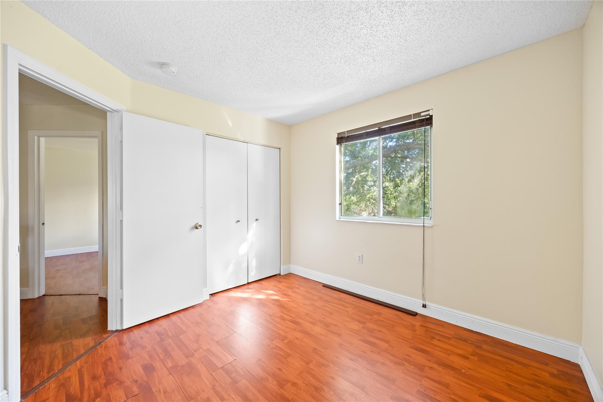 Avalon 160-4 B - Residential Lease