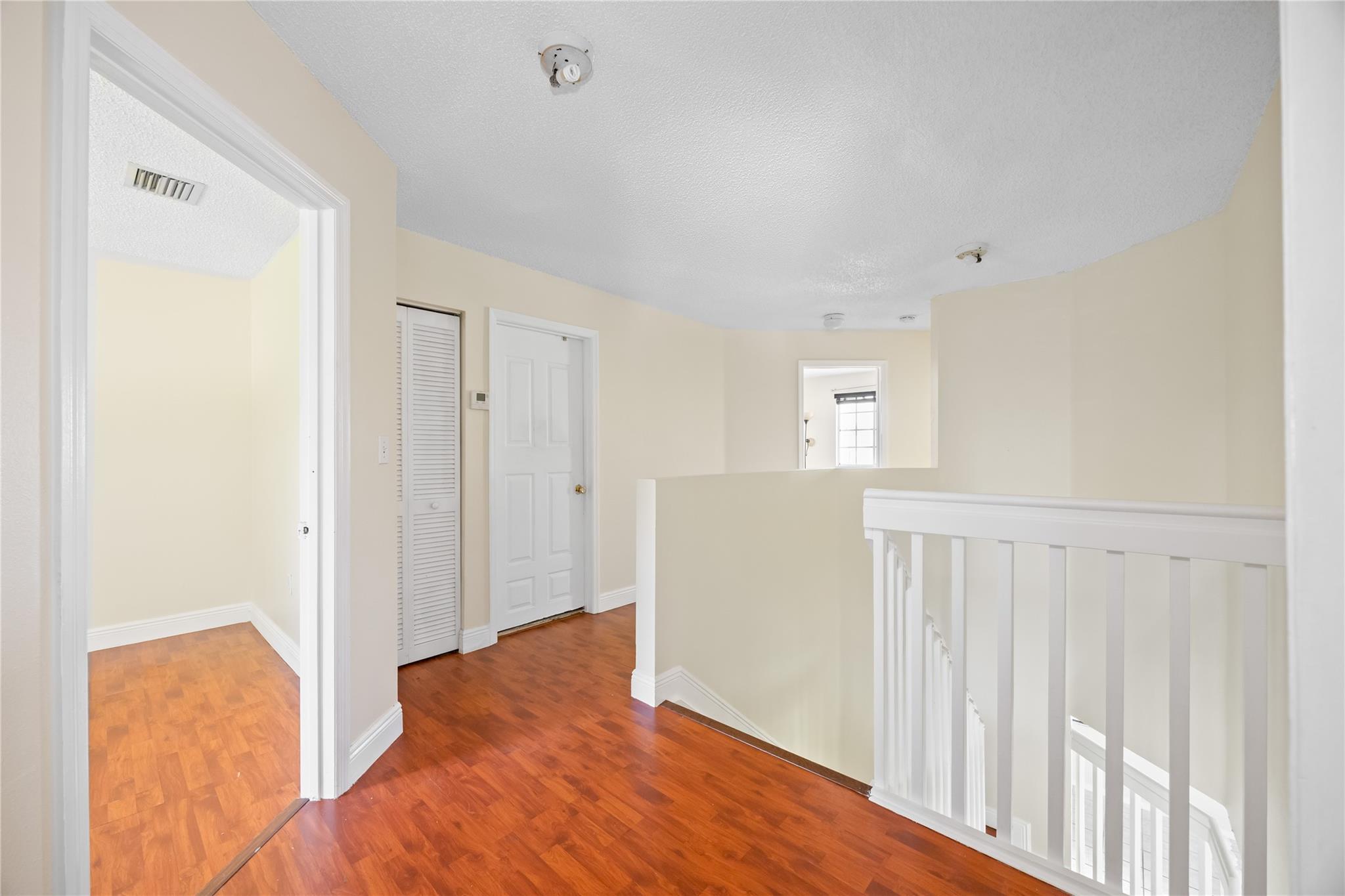 Avalon 160-4 B - Residential Lease