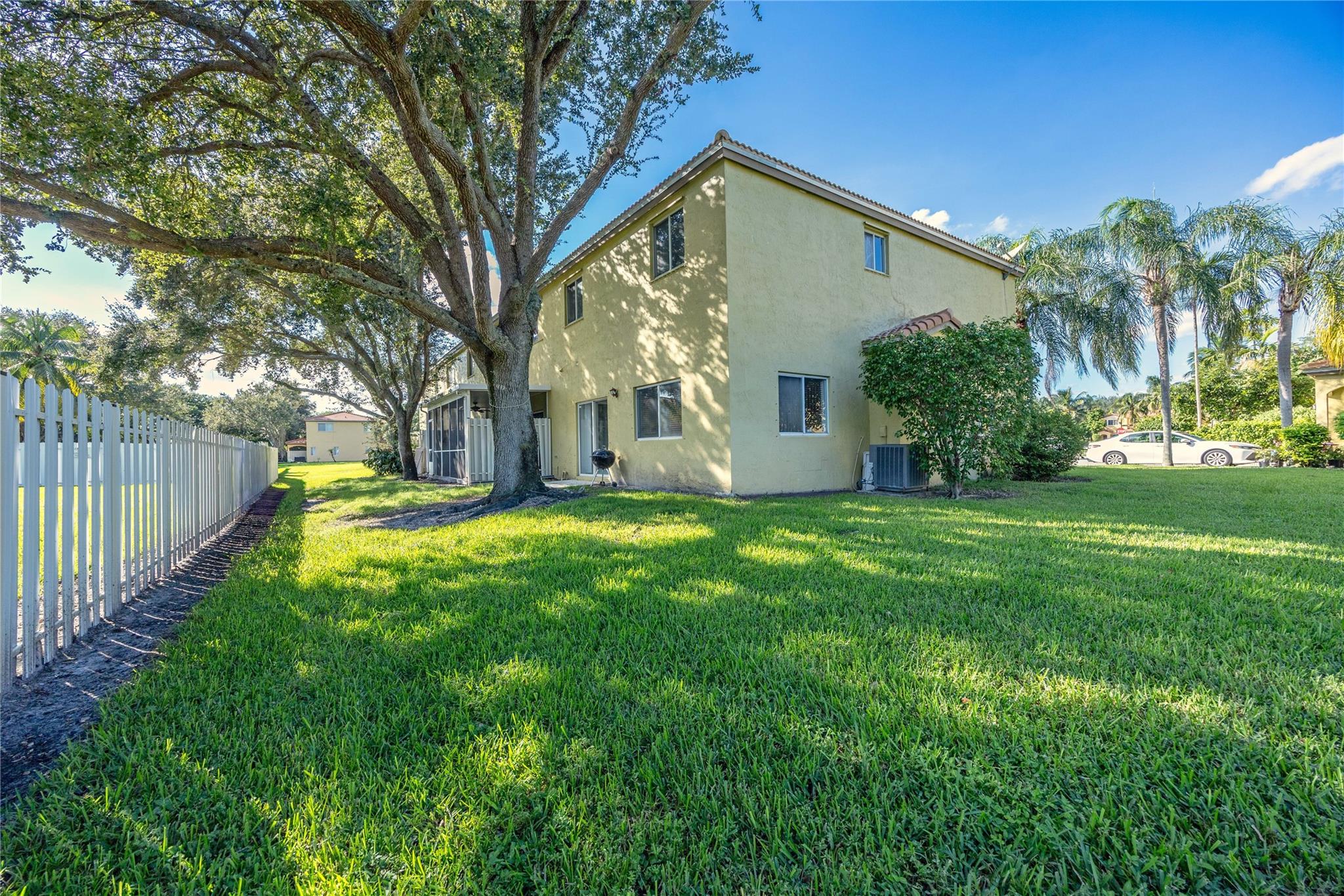 Avalon 160-4 B - Residential Lease