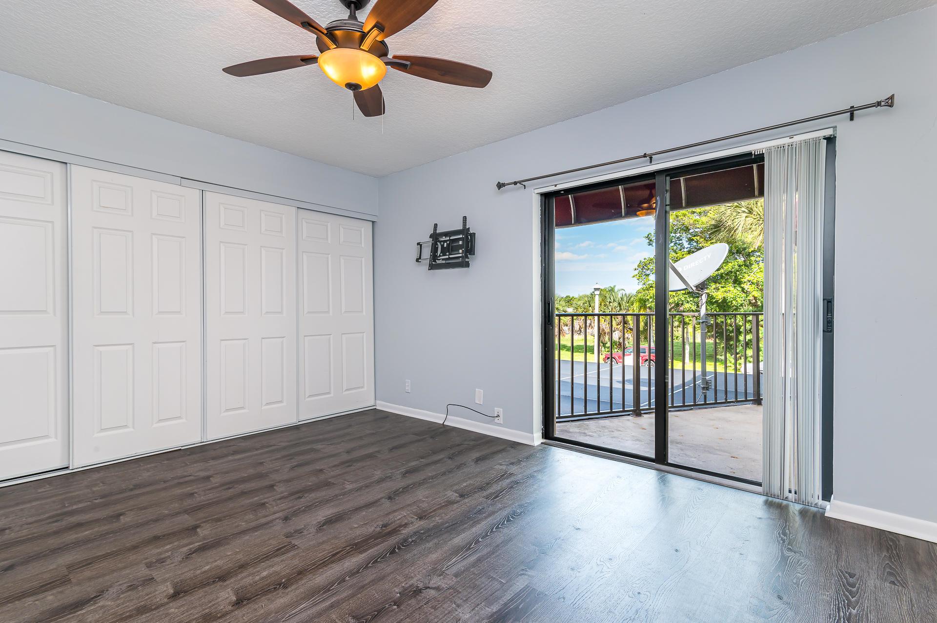 LE VILLAGE DE PROVENCE - Residential Lease