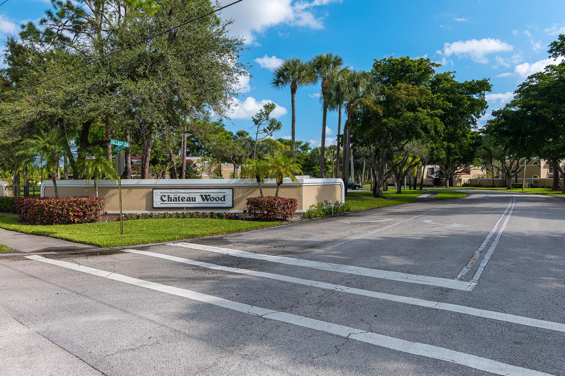 LE VILLAGE DE PROVENCE - Residential Lease