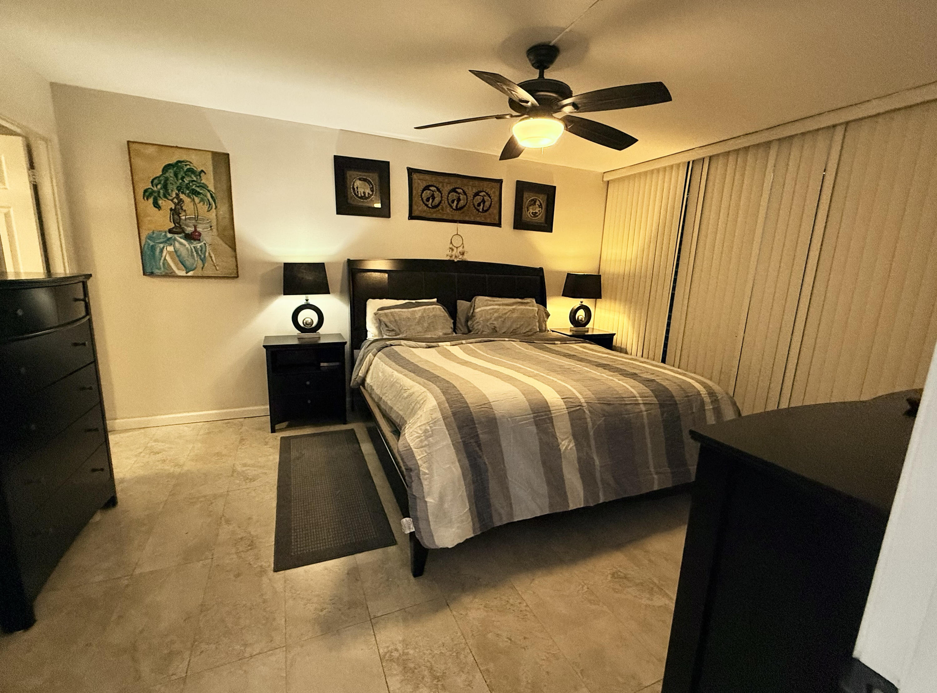 PALM BEACH HOUSE CONDO - Residential