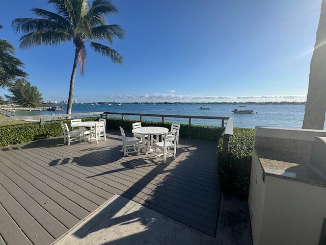 PALM BEACH HOUSE CONDO - Residential