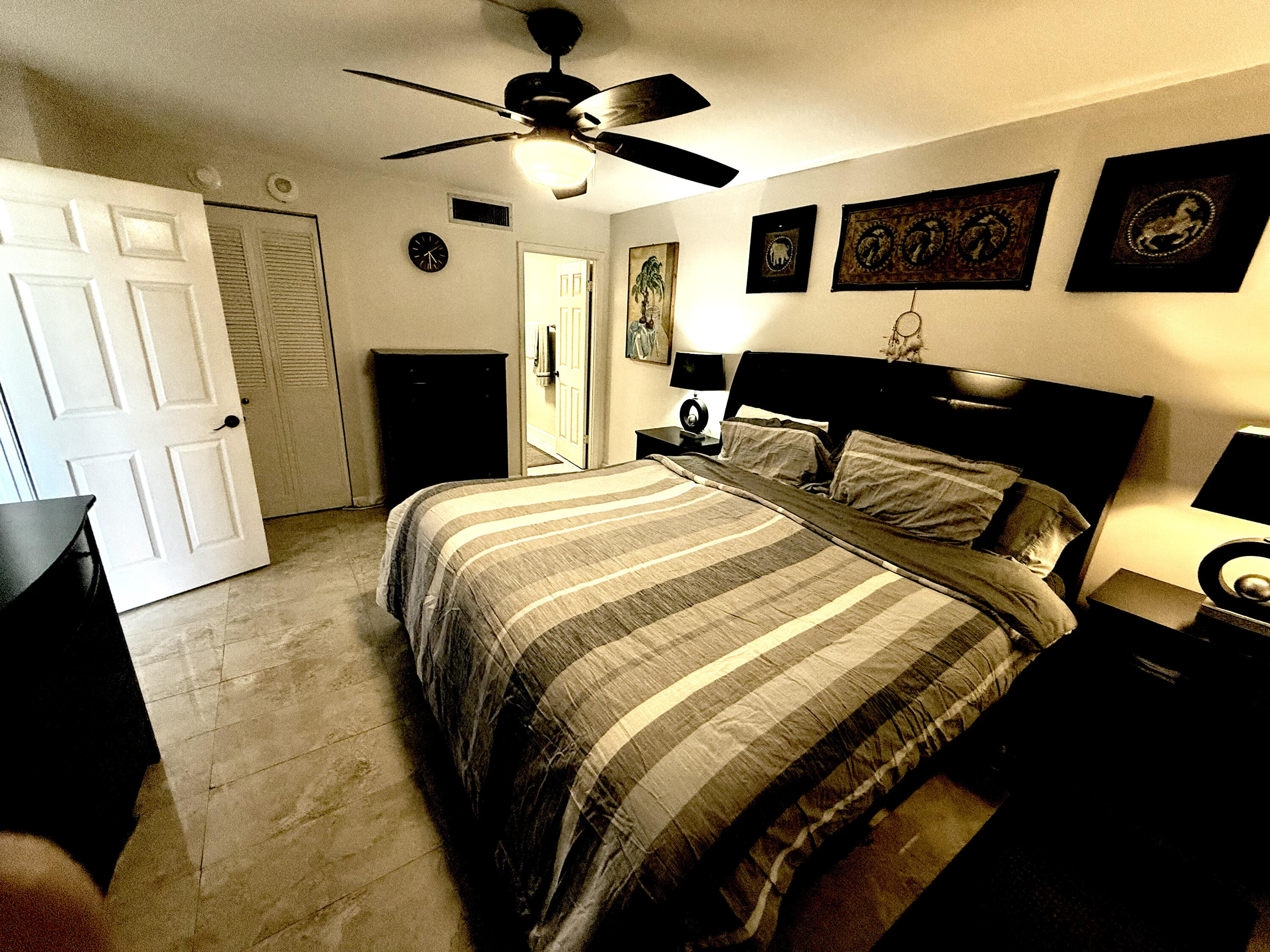 PALM BEACH HOUSE CONDO - Residential