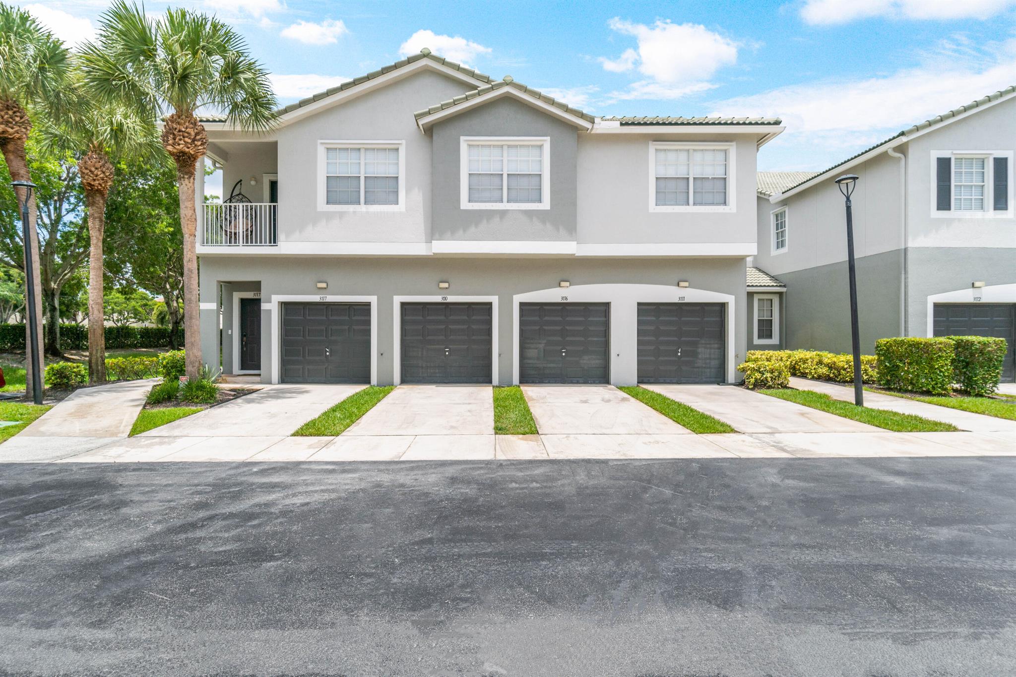 MAGNOLIA BAY CONDOMIMIUM - Residential Lease