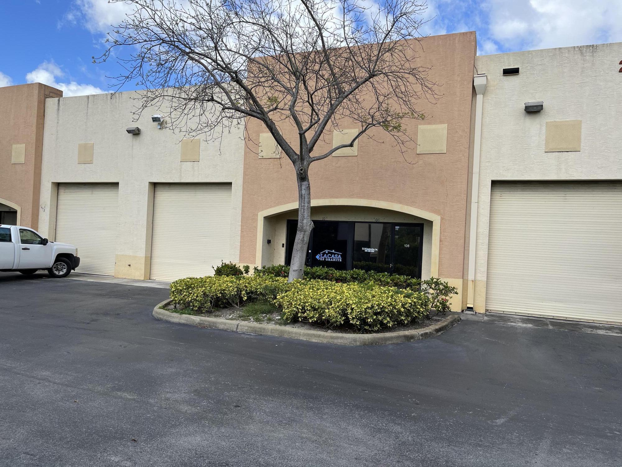 WELLINGTON PARK AT COCONU - Commercial Lease