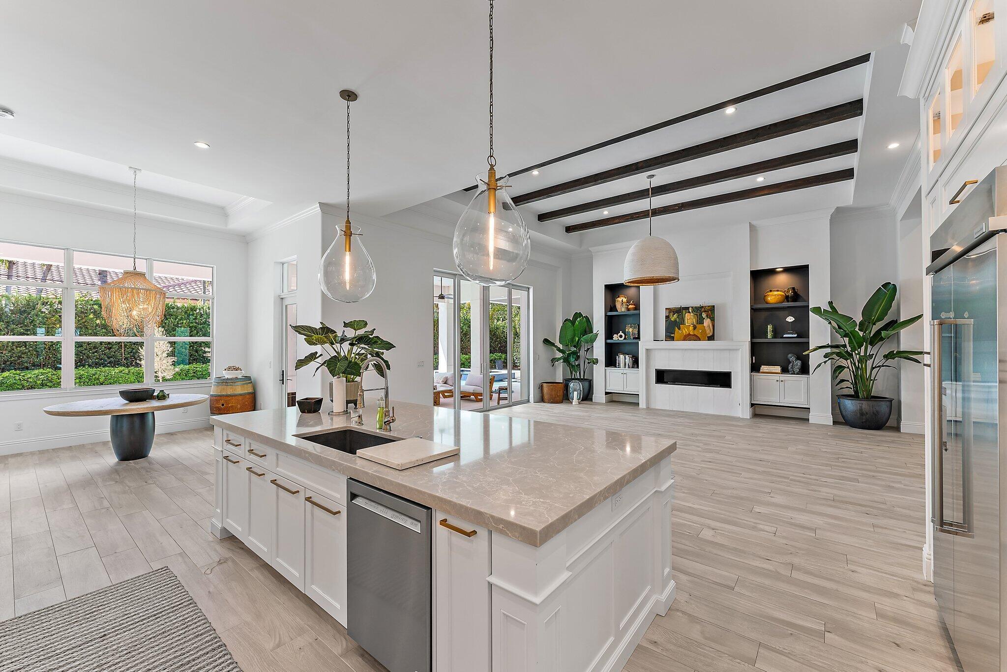 LOXAHATCHEE GARDENS - Residential