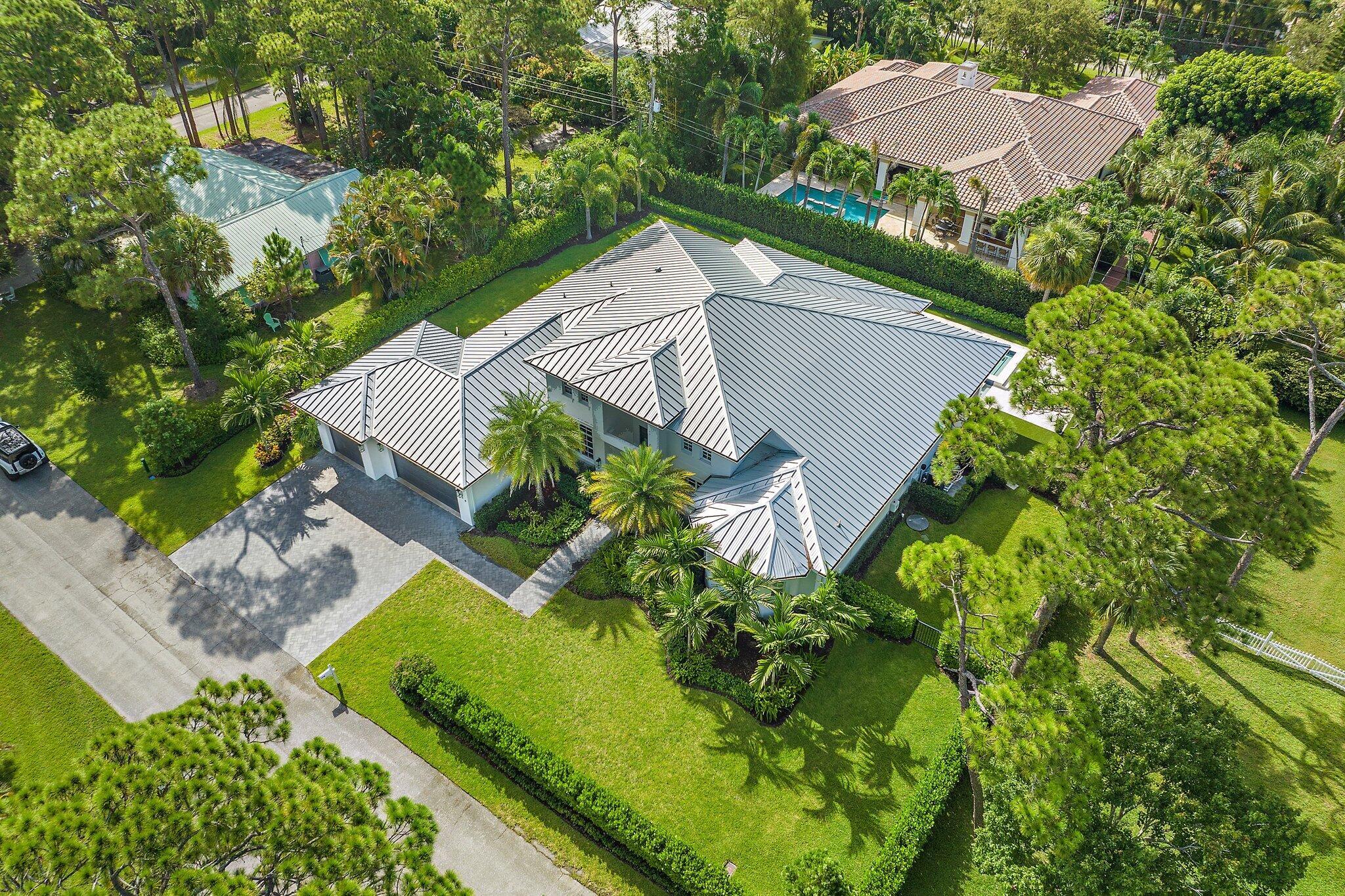 LOXAHATCHEE GARDENS - Residential
