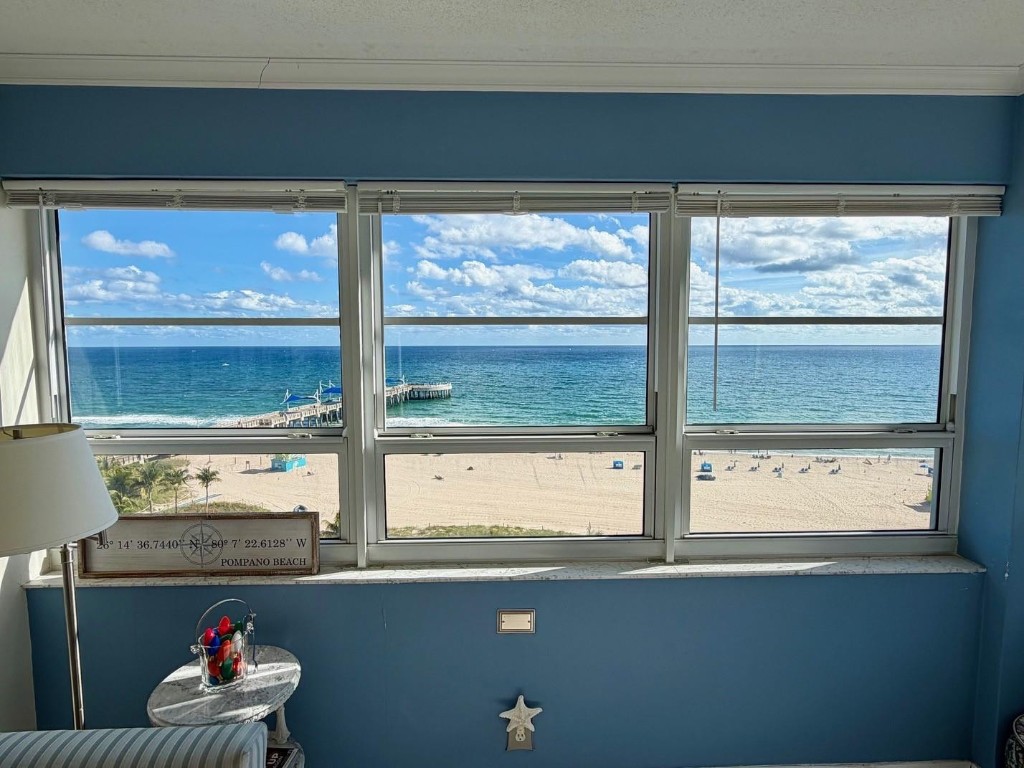 133 N Pompano Beach Boulevard 911