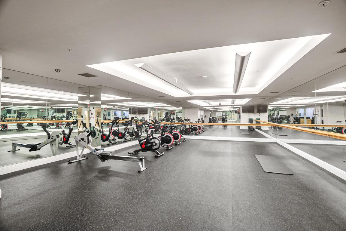 610 CLEMATIS CONDO - Residential